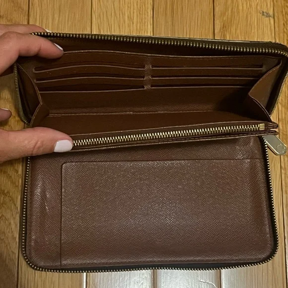 Louis Vuitton Zippy Organizer - Picture 4 of 7